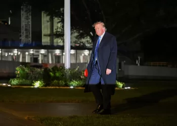 Trump denies Iran sanctions relief, Tehran ready for talks