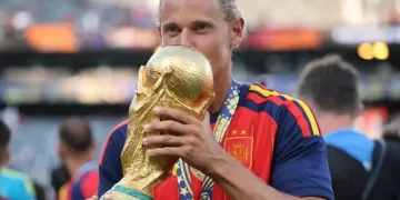 Spain World Cup winner Llorente retires