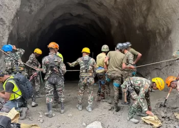 Nepal flood death toll crosses 1,000, rescuers reach remote areas