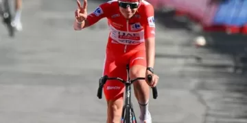 Pogacar undergoes surgery after Vuelta crash