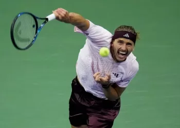 US Open: Zverev cruises into quarter-finals