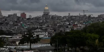 Trump predicts Cuba, US will make deal