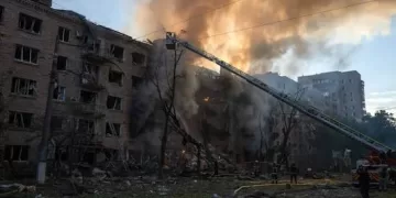 Russian attacks kill 4 in Ukraine as Moscow, Kyiv prepare for US envoys’ visit