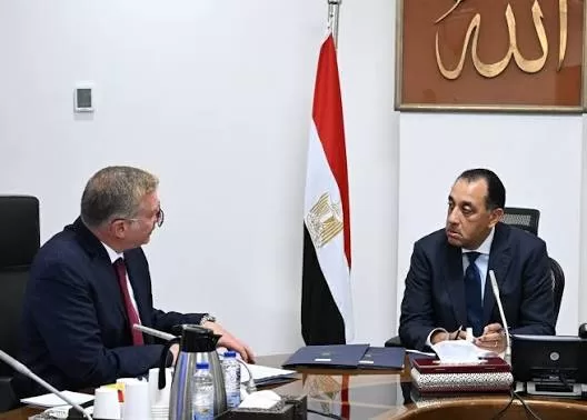 PM reviews oil, gas، mining sector developments 12 - Egyptian Gazette PM reviews oil, gas، mining sector developments 11 - Egyptian Gazette