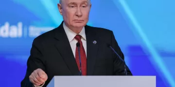 Putin warns West against escalation