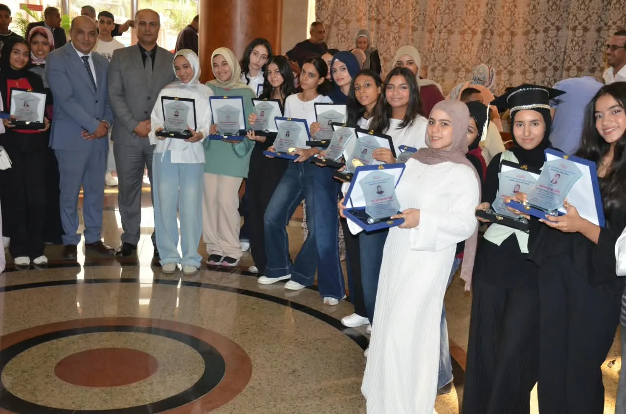 EgyptAir In-Flight Services honours outstanding students of employees 14 - Egyptian Gazette EgyptAir In-Flight Services honours outstanding students of employees 13 - Egyptian Gazette