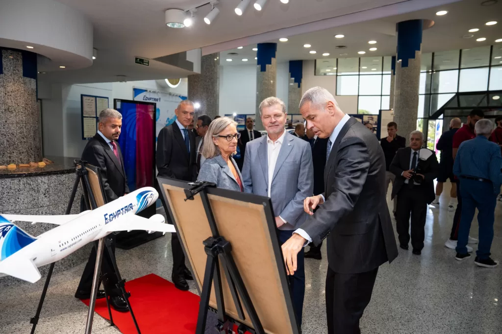 Barcelona celebrates EgyptAir’s Skytrax Award 20 - Egyptian Gazette