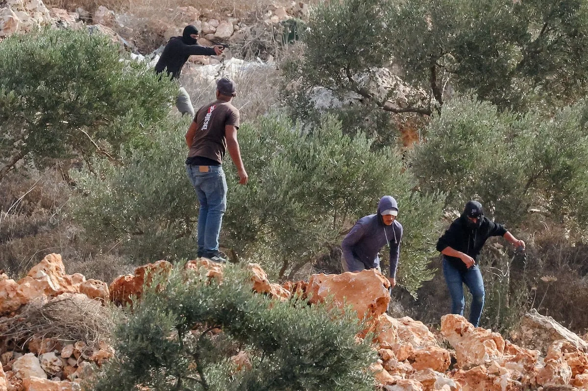 'Israeli settlers attack Palestinians, EU diplomats in W. Bank' 1 - Egyptian Gazette ‘Israeli settlers attack Palestinians, EU diplomats in W. Bank’