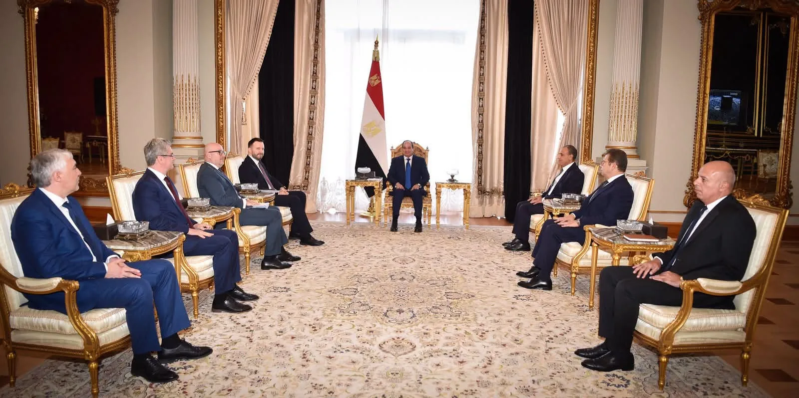 Sisi, Russian official discuss boosting strategic partnership