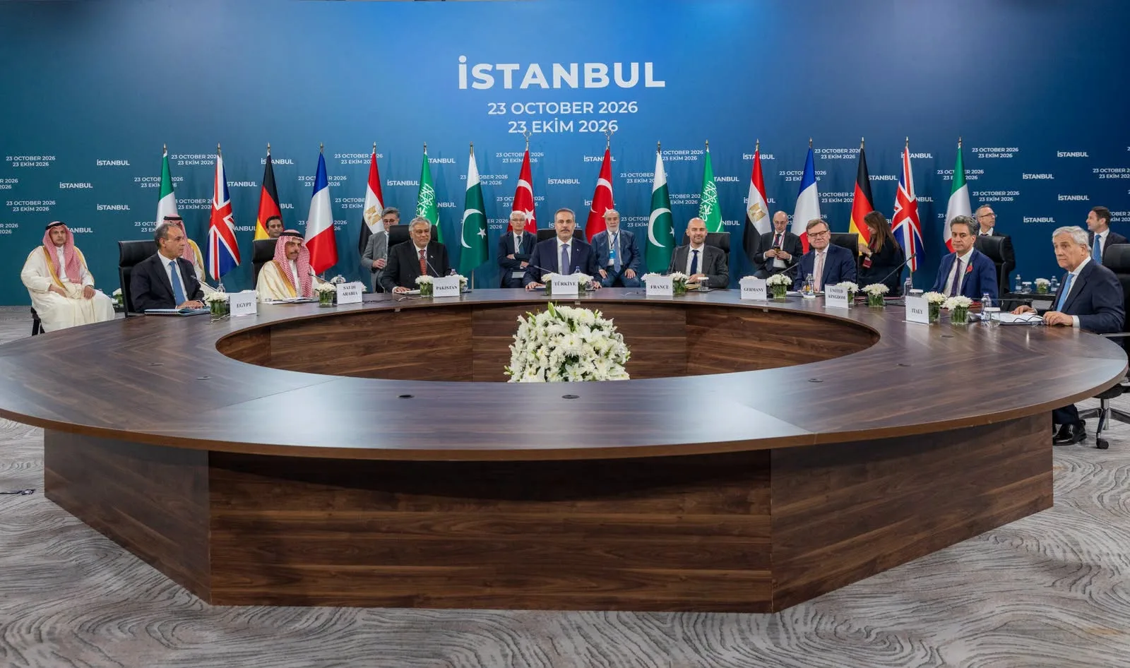 Egypt FM joins first R4-E4 ministerial meeting on Middle East de-escalation