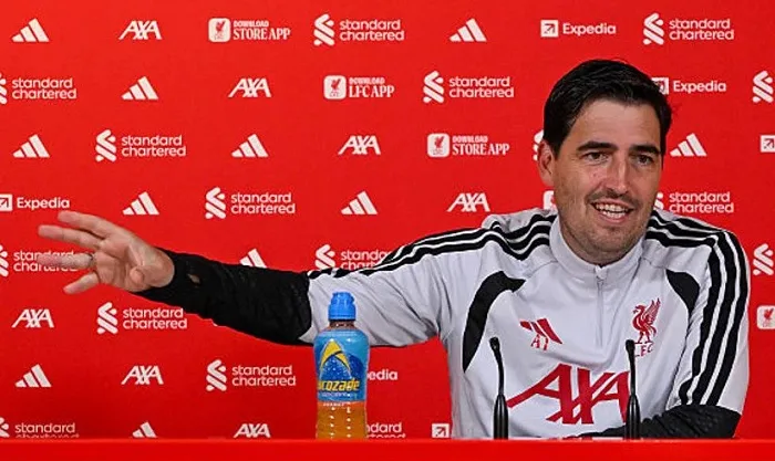 ‘Liverpool must keep fighting despite injury woes’