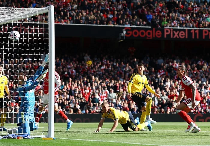 EPL: Arsenal hit back to sink Leeds 16 - Egyptian Gazette