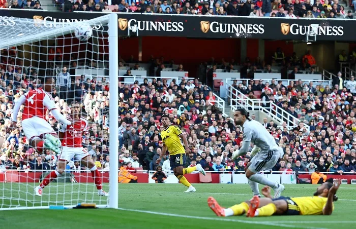 EPL: Arsenal hit back to sink Leeds 18 - Egyptian Gazette