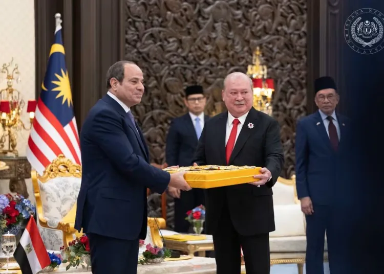 Malaysian King awards Sisi country’s highest federal honour 12 - Egyptian Gazette
