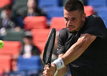 Shelton crashes out of Shanghai Masters