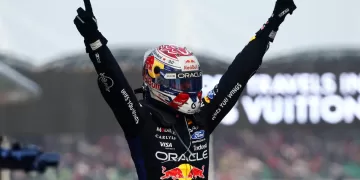 Verstappen wins chaotic rain-delayed Bahrain Grand Prix