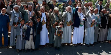 Houthi strikes on Riyadh airport kill three Saudis