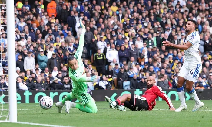 EPL: Leeds rally to deny Man Utd 13 - Egyptian Gazette