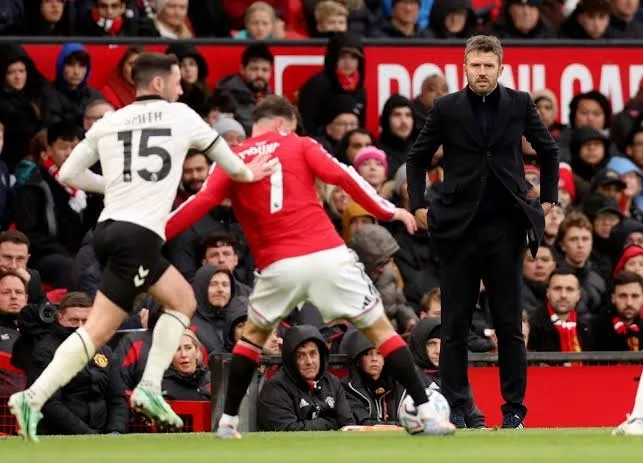 Carrick faces axe as Man Utd crisis deepens