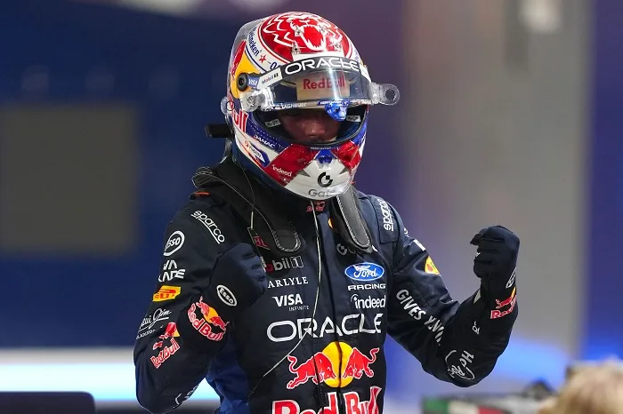 Verstappen seals 1st Singapore GP win 12 - Egyptian Gazette Verstappen seals 1st Singapore GP win 11 - Egyptian Gazette