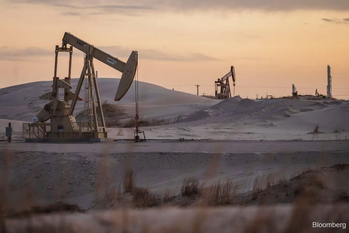 Brent at 5-month high on Houthi-Saudi attacks, UAE spill 2 - Egyptian Gazette Brent at 5-month high on Houthi-Saudi attacks, UAE spill