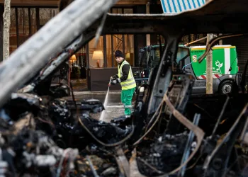 France counts cost of worst unrest in years