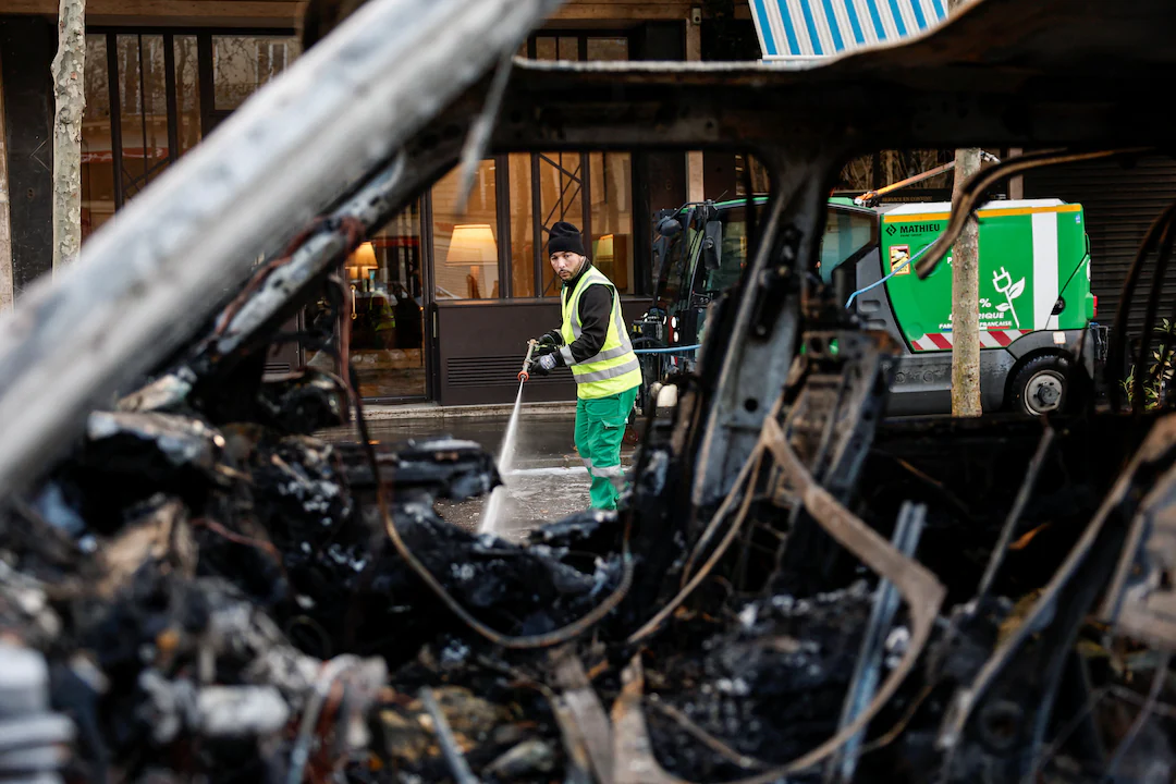 France counts cost of worst unrest in years