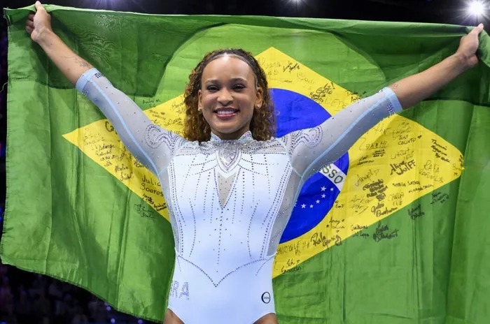 Andrade strikes gold on vault at worlds