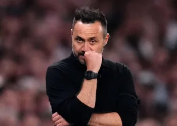 EPL: De Zerbi calls on Spurs to react in Man Utd clash