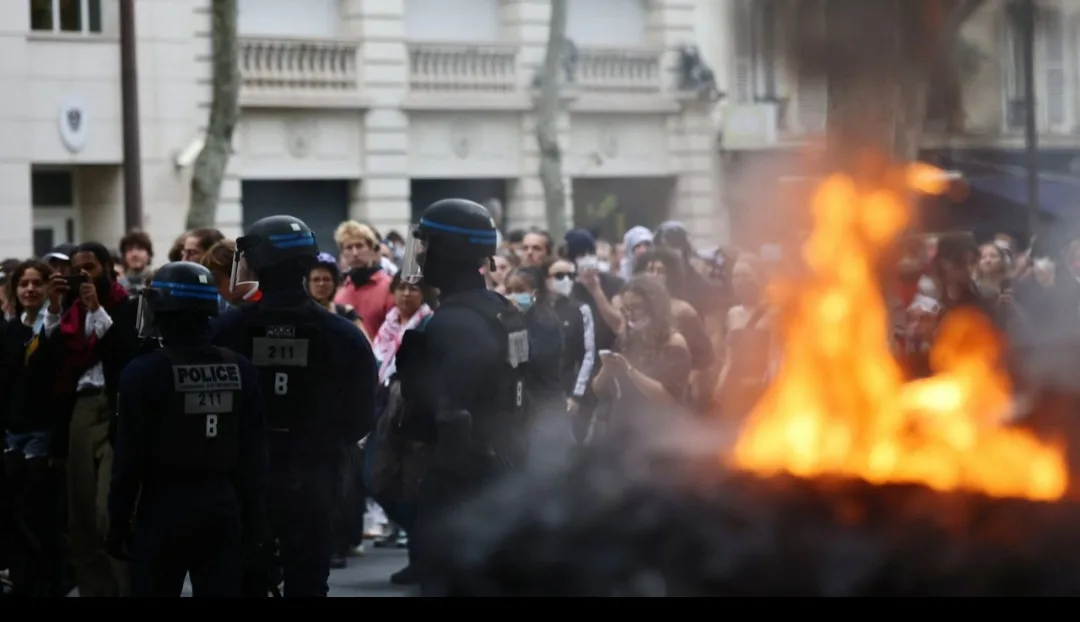 France to deploy troops, admits to failures over weekend unrest