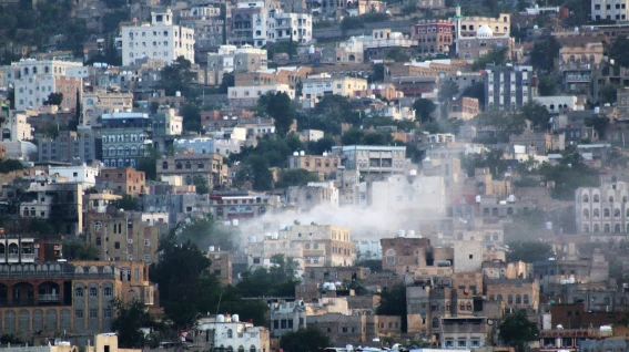 Drinking water supplies dwindle in Yemeni city