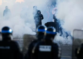 Social media, politics fuel France’s protests