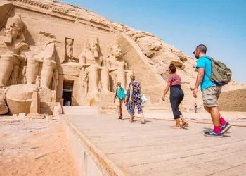 Egypt ready for more tourists, minister tells WTTC